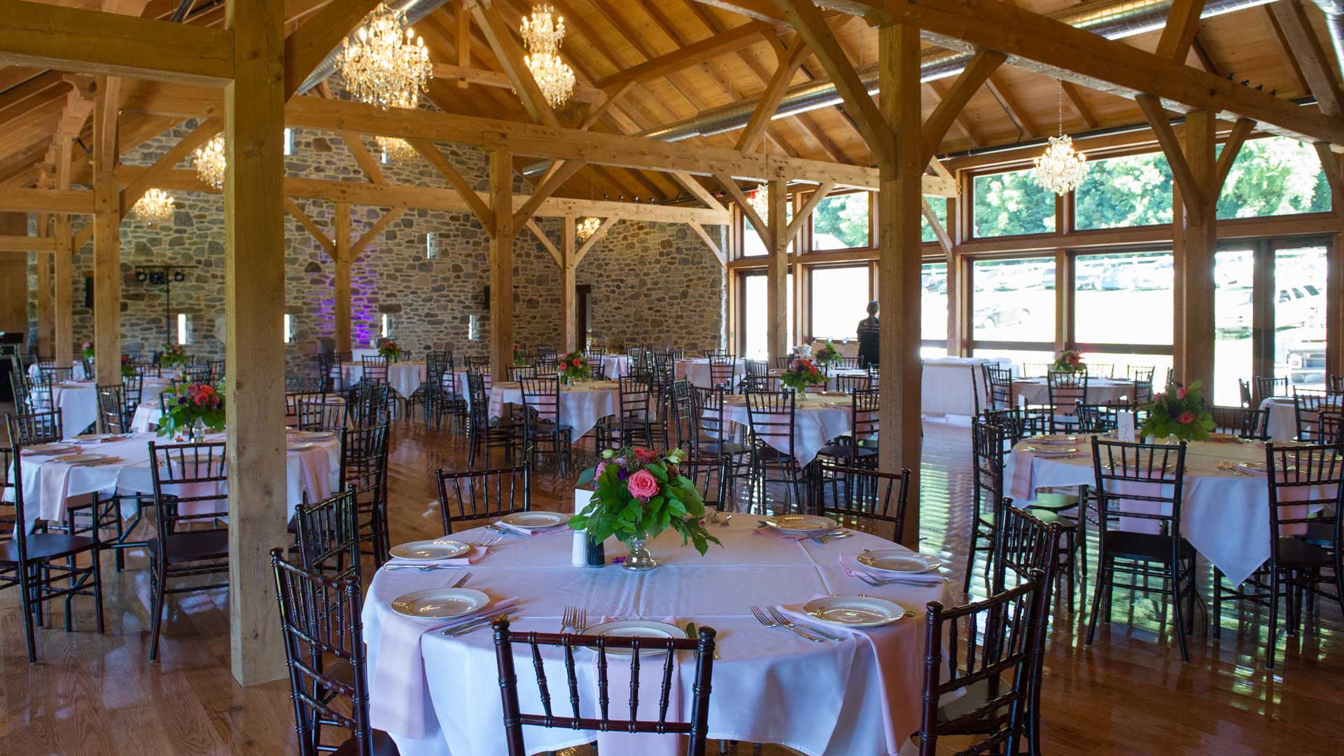 Philadelphia historic wedding venue reception with waterfront views and gorgeous green luxury landscapes