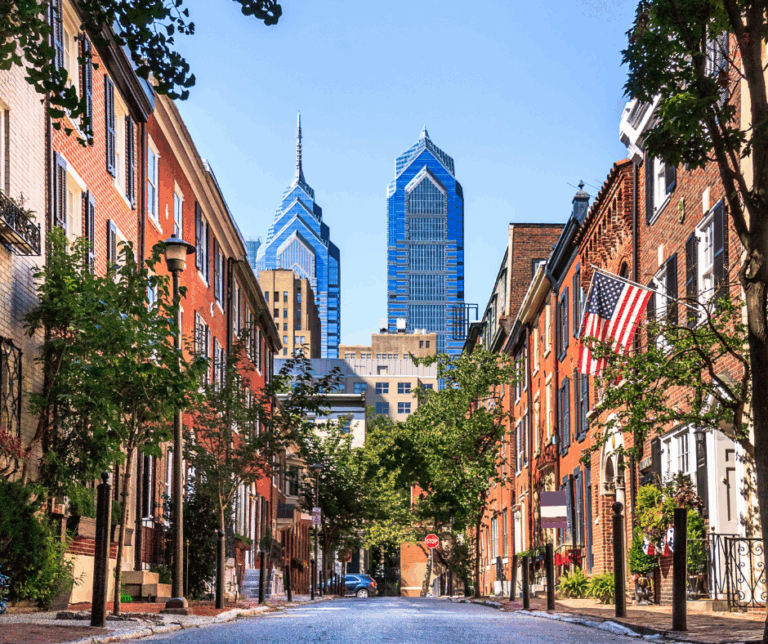 15 Things for Couples to Do This Summer in Philadelphia