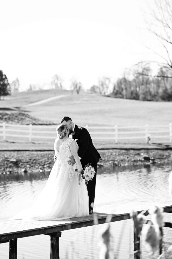 What Is a Garden Party Wedding Dress Code?