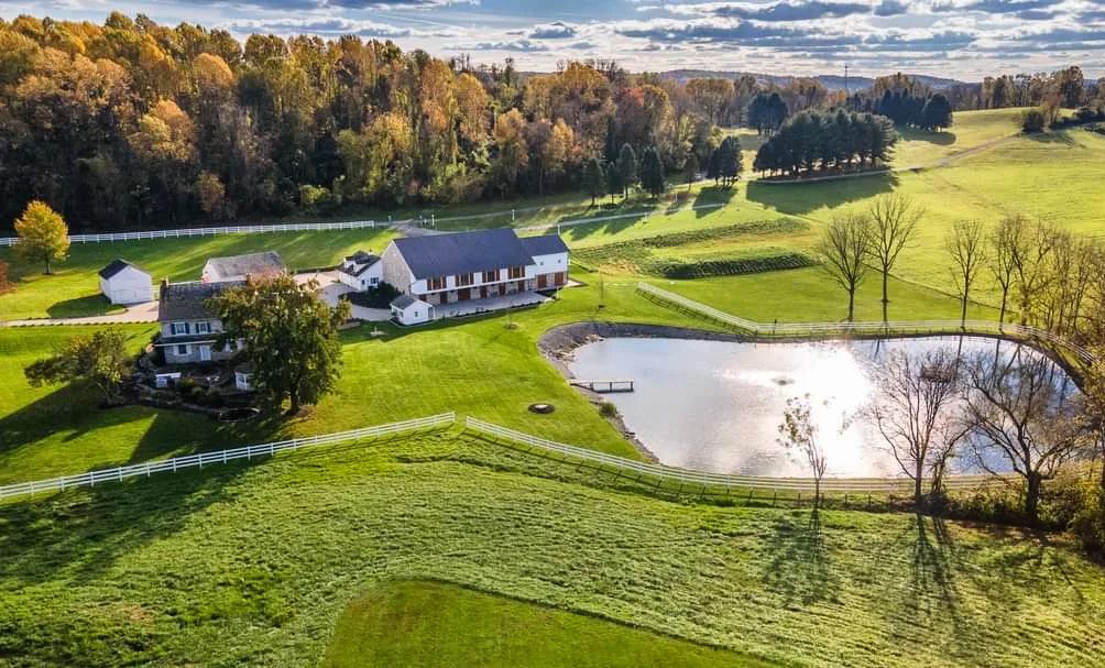 Historic wedding venues near Lancaster Pennsylvania with outdoor garden wedding ceremony and elegant indoor wedding receptions